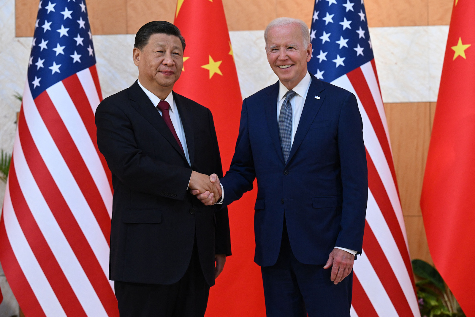 Prins Andrew: Geheime Ontmoetingen, Chinese Spion En Xi Jinping Prins Andrew: Geheime Ontmoetingen, Chinese Spion En Xi Jinping
