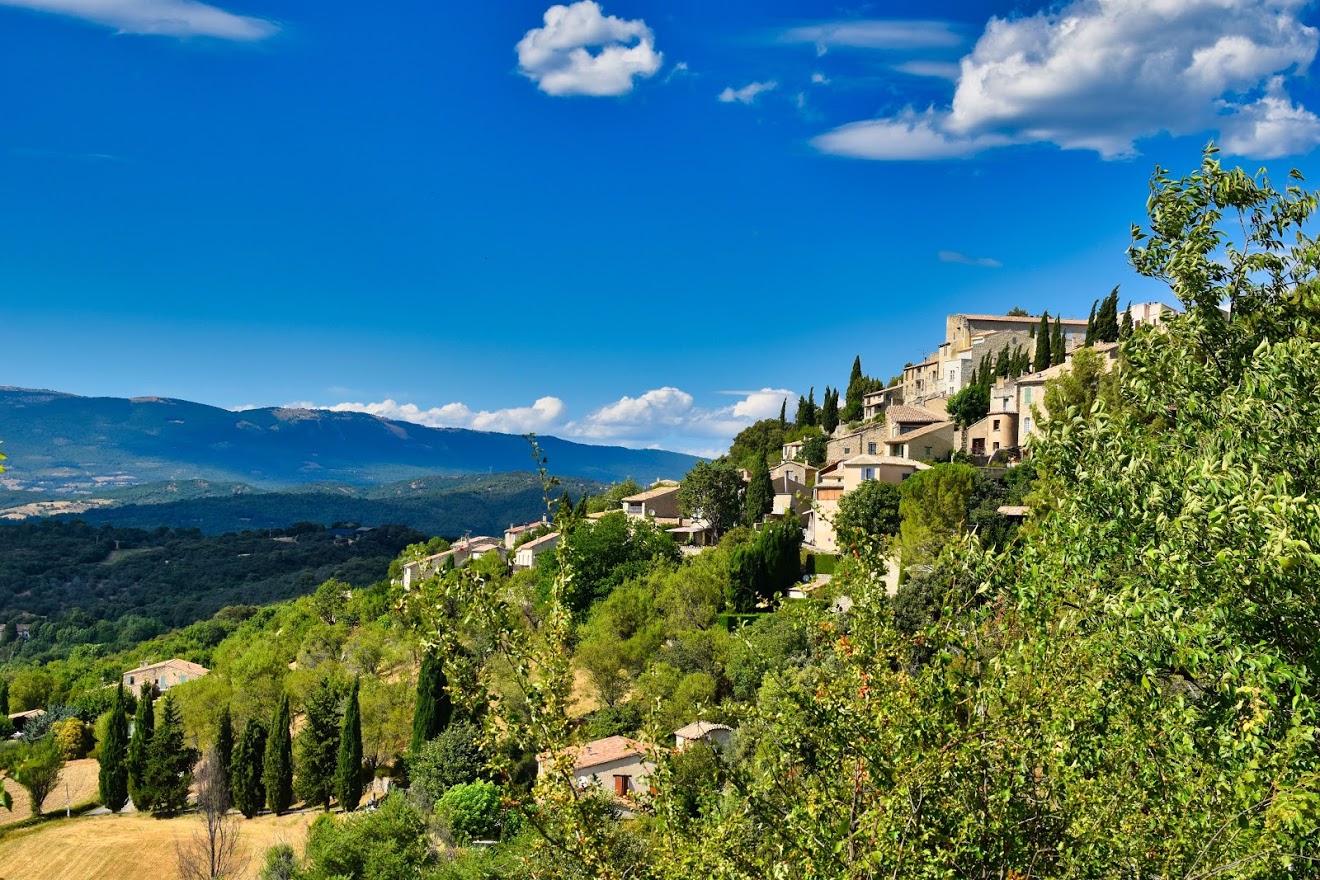 Provence Self-Guided Walking Tour: Mountain To Coastal Landscapes Provence Self-Guided Walking Tour: Mountain To Coastal Landscapes