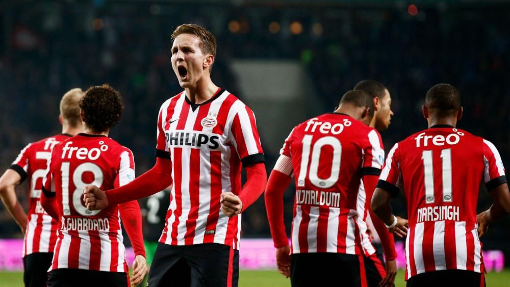 PSV Clinches Eredivisie Title On Veteran's Day Thanks To Perisic And De Jong
