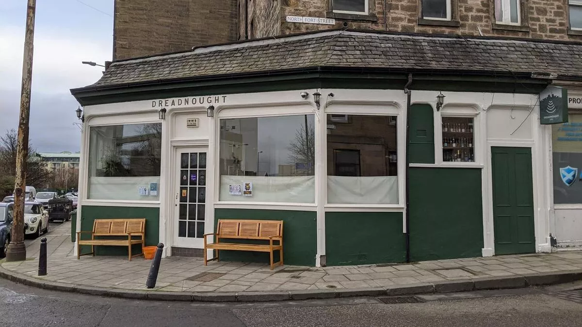 Pub Landlord's Furious Rant: Staff Member's Notice Leads To Explosive Outburst Pub Landlord's Furious Rant: Staff Member's Notice Leads To Explosive Outburst
