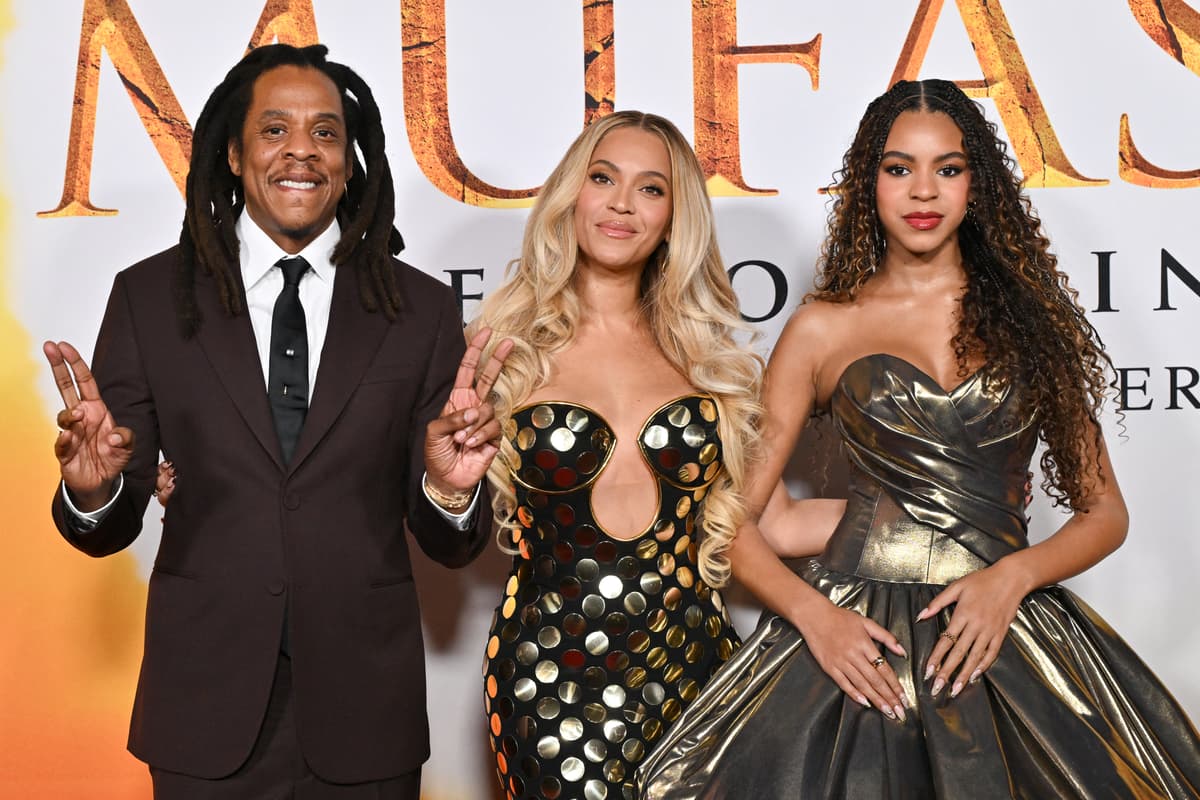 Public Reaction To Blue Ivy Carter's Super Bowl Appearance: A Critical Analysis Of Beyoncé And Jay-Z's Choices