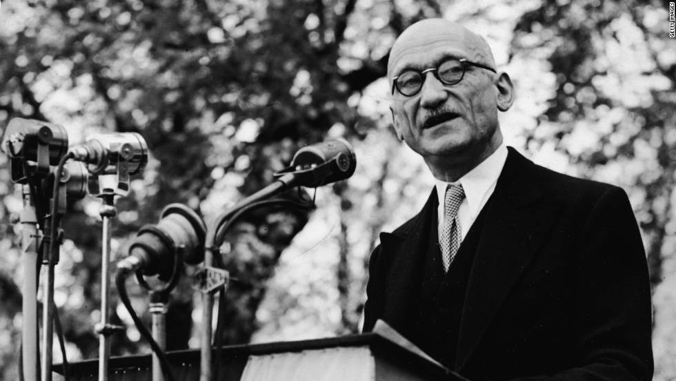 Radio Schuman: French Minister's Stance On European Nuclear Cooperation Radio Schuman: French Minister's Stance On European Nuclear Cooperation