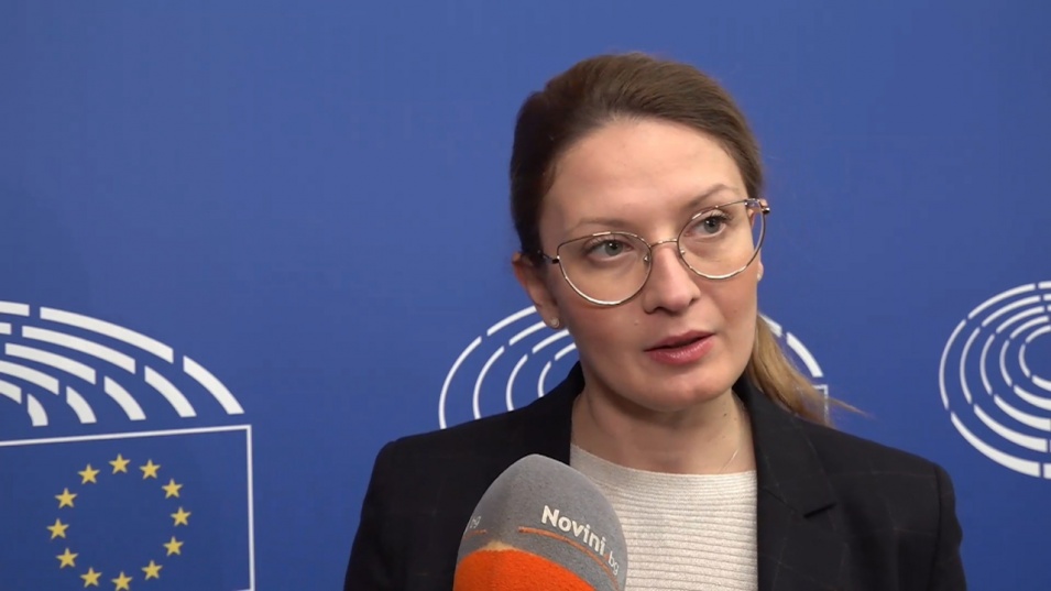 Разговор За Еврото: Цветелина Пенкова И Кристин Лагард