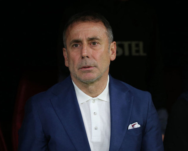 Real Madrid Ancelotti'den Sonra: Yeni Teknik Direktör Kim Olacak? Klopp Gündemde! Real Madrid Ancelotti'den Sonra: Yeni Teknik Direktör Kim Olacak? Klopp Gündemde!