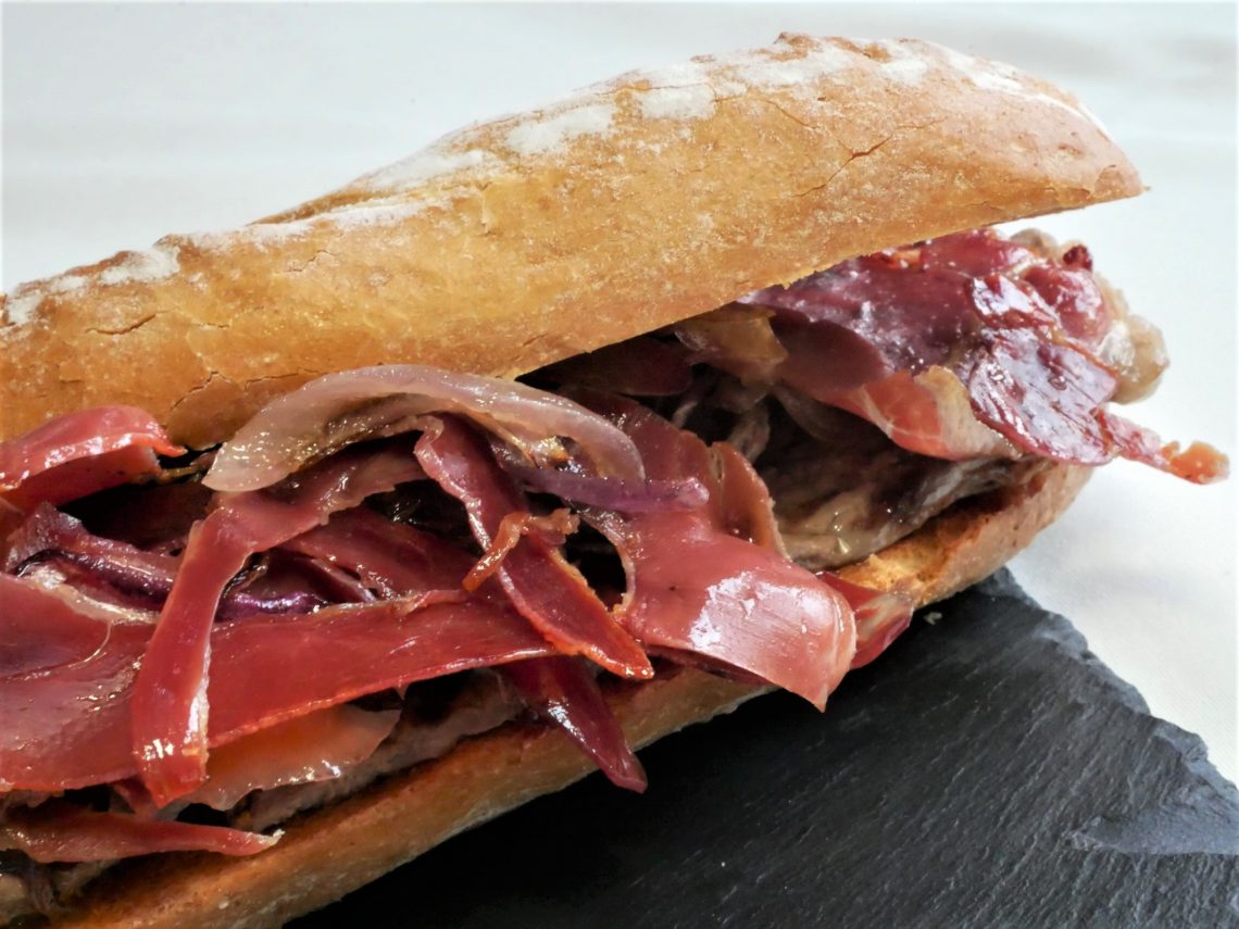 Receta Tradicional De La Brascada Valenciana: Un Bocadillo Clásico Receta Tradicional De La Brascada Valenciana: Un Bocadillo Clásico