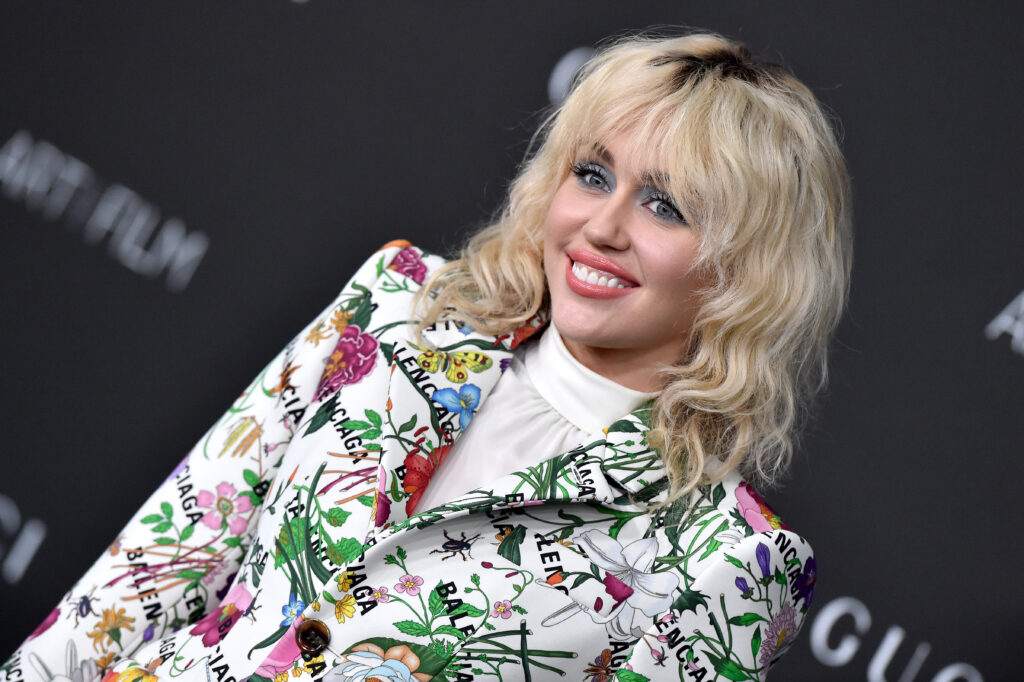 Rechtszaak Miley Cyrus: Nieuwe Ontwikkelingen In De Plagiatsaangelegenheid Rechtszaak Miley Cyrus: Nieuwe Ontwikkelingen In De Plagiatsaangelegenheid