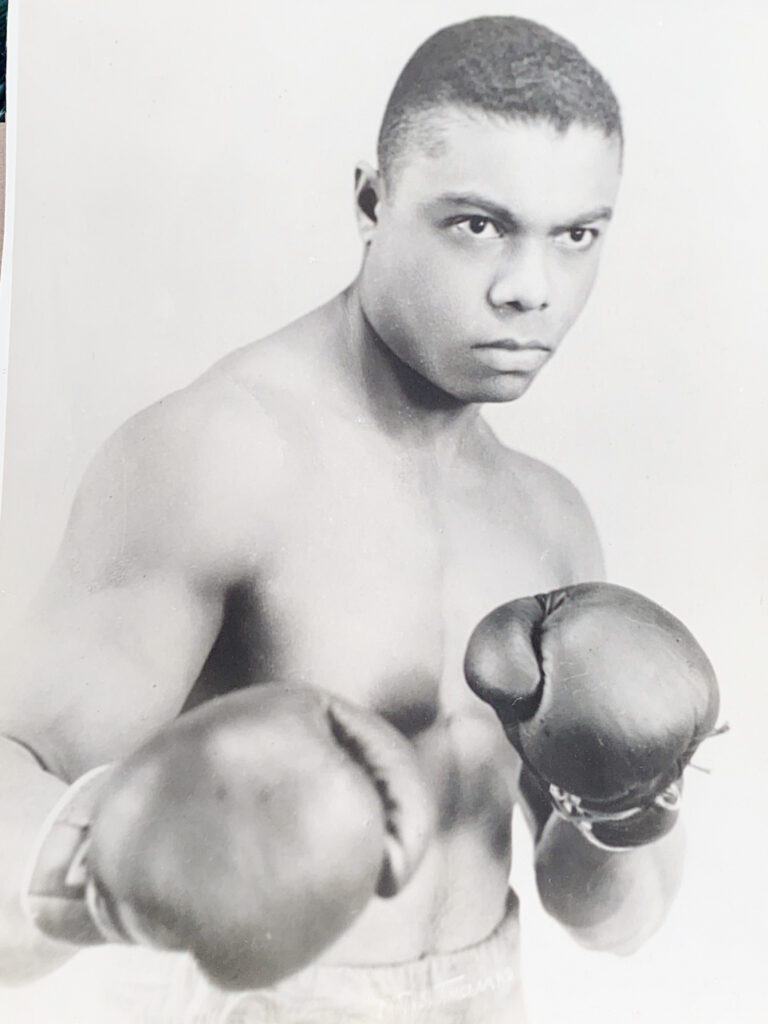 Remembering Cassius Clay's Golden Gloves Win In Chicago Remembering Cassius Clay's Golden Gloves Win In Chicago