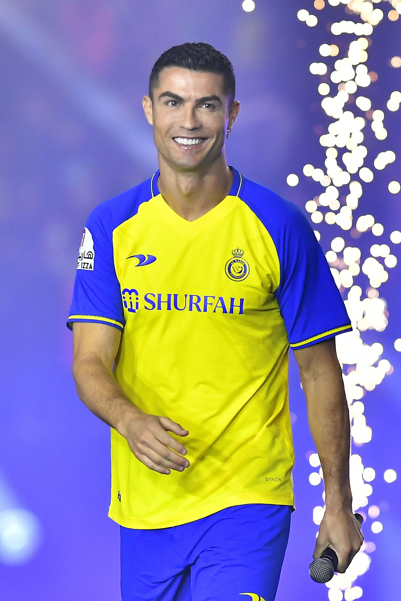 Resmi Açıklama: Cristiano Ronaldo Al Nassr Ile 2 Yıllık Yeni Sözleşme İmzaladı Resmi Açıklama: Cristiano Ronaldo Al Nassr Ile 2 Yıllık Yeni Sözleşme İmzaladı