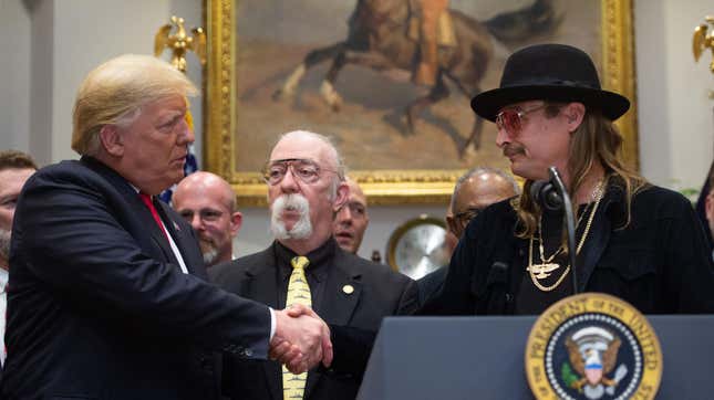 Reventa De Boletos: Trump Toma Medidas Contra Ticketmaster Con Una Nueva Orden Ejecutiva Reventa De Boletos: Trump Toma Medidas Contra Ticketmaster Con Una Nueva Orden Ejecutiva