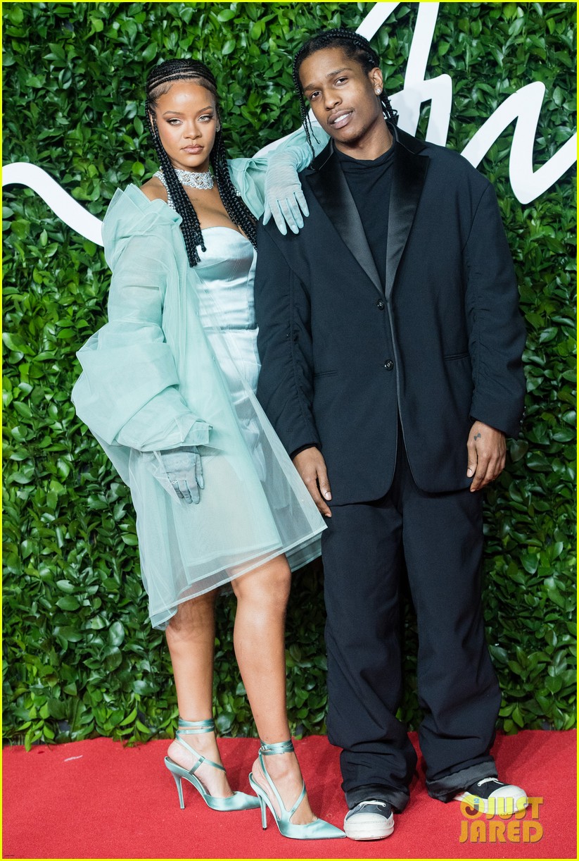 Rihanna And A$AP Rocky: A New Couple? Fans React To Romance Rumors Rihanna And A$AP Rocky: A New Couple? Fans React To Romance Rumors