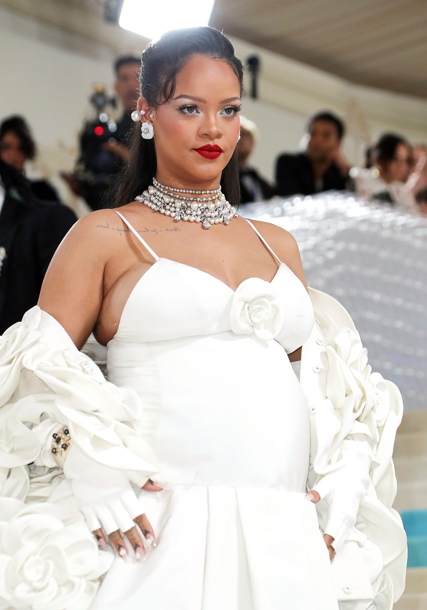 Rihanna Pregnant Again: Met Gala Reveal Rihanna Pregnant Again: Met Gala Reveal