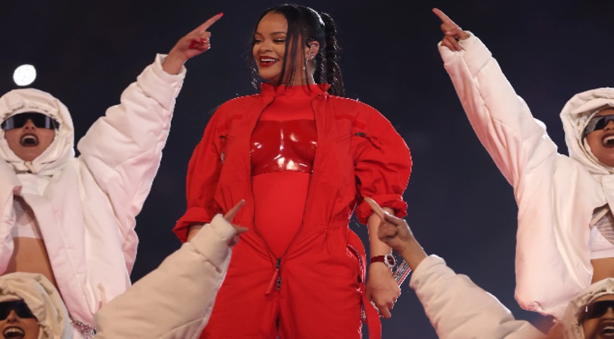 Rihanna Pregnant: Expecting Baby Number Three Rihanna Pregnant: Expecting Baby Number Three