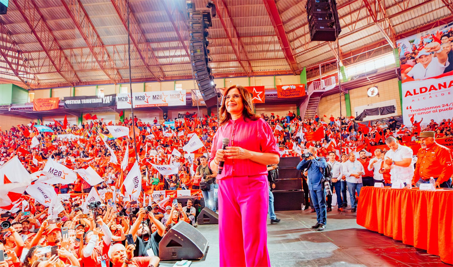 Rixi Moncada Responde A Cossette López: Análisis Del Choque De Posturas Rixi Moncada Responde A Cossette López: Análisis Del Choque De Posturas