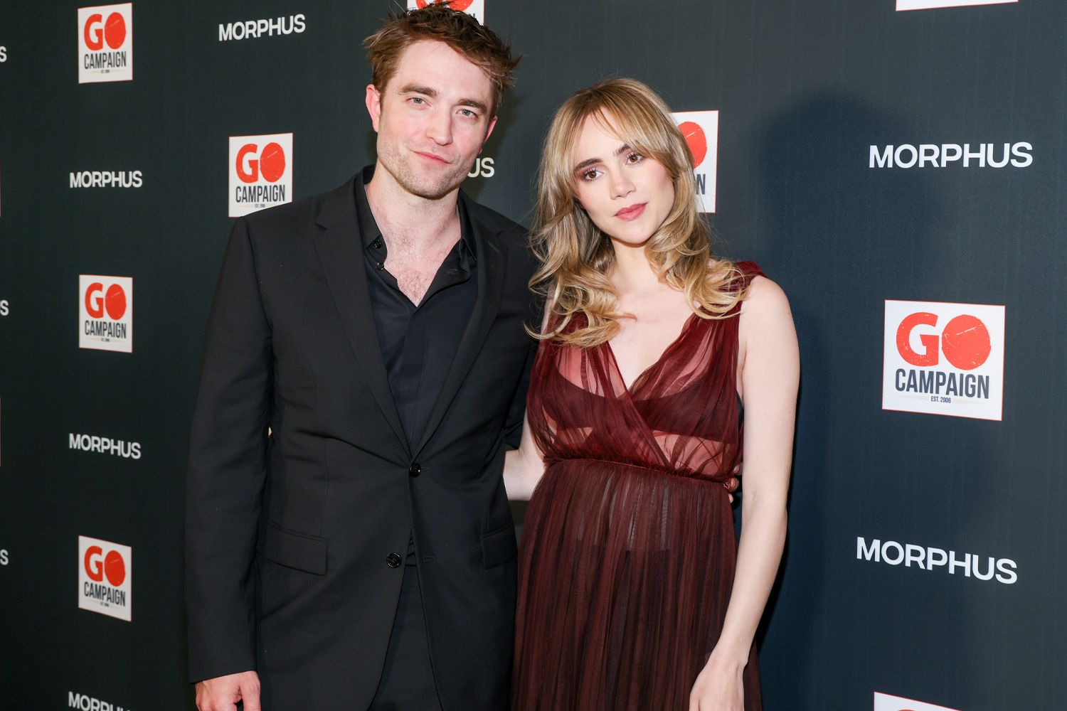 Robert Pattinson And Suki Waterhouse: A Look At Twilight Star Relationships Robert Pattinson And Suki Waterhouse: A Look At Twilight Star Relationships