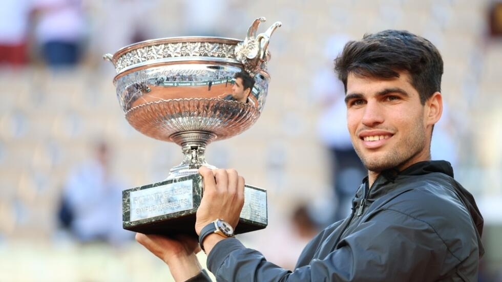 Roland Garros: Alcaraz And Swiatek Secure Opening Round Wins Roland Garros: Alcaraz And Swiatek Secure Opening Round Wins