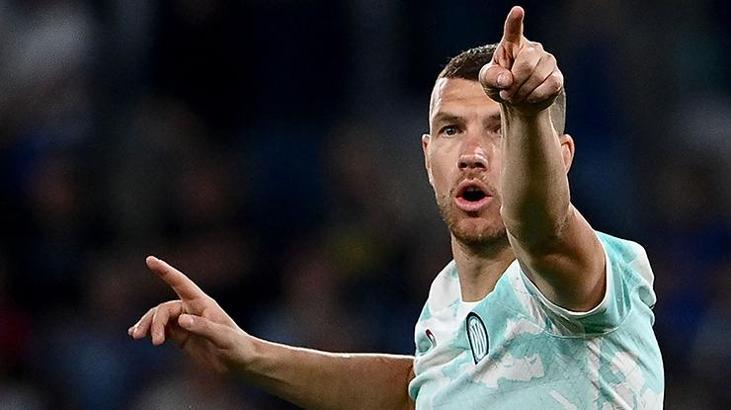 Ronaldo'nun Fenerbahçe'ye Olası Transferi: Detaylar Ve Analiz Ronaldo'nun Fenerbahçe'ye Olası Transferi: Detaylar Ve Analiz