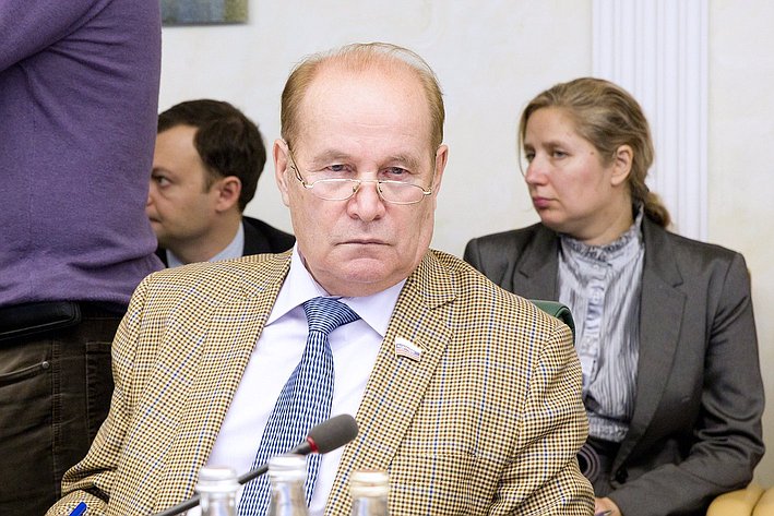Россия-Чехия: Обсуждение Ключевых Аспектов Экономического Партнерства Россия-Чехия: Обсуждение Ключевых Аспектов Экономического Партнерства