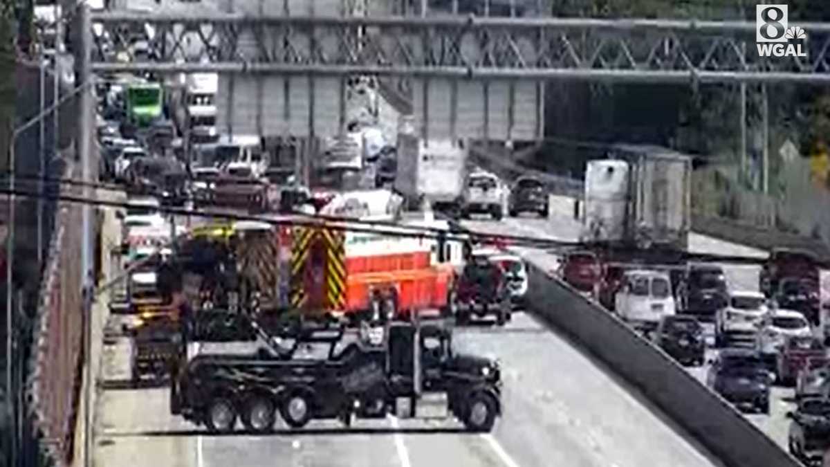 Route 581 Closure: Box Truck Crash Causes Major Delays Route 581 Closure: Box Truck Crash Causes Major Delays