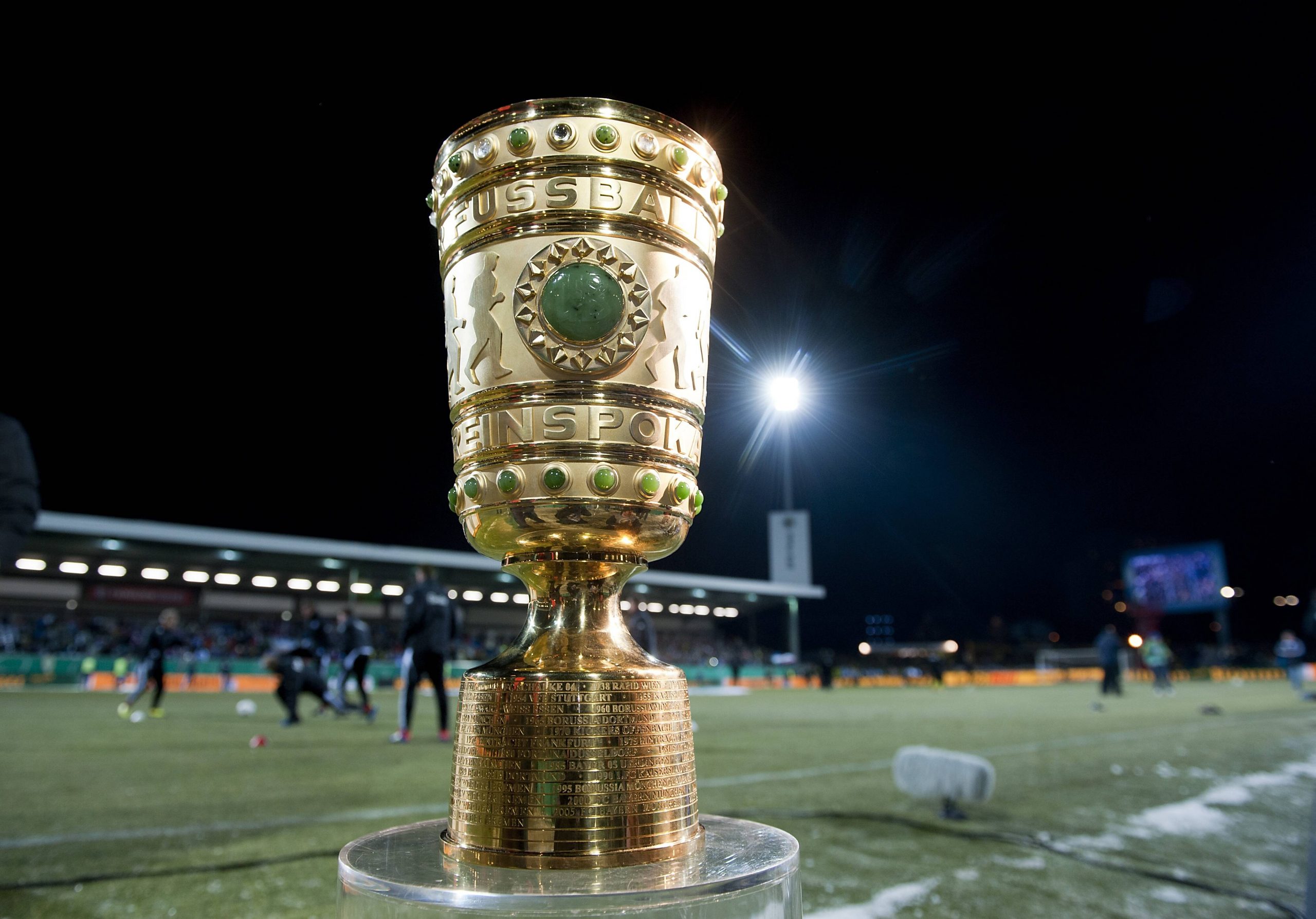 Saisonende Bundesliga: Abstieg Bochum, Holstein Kiel; Leipzig Ohne Champions League Saisonende Bundesliga: Abstieg Bochum, Holstein Kiel; Leipzig Ohne Champions League