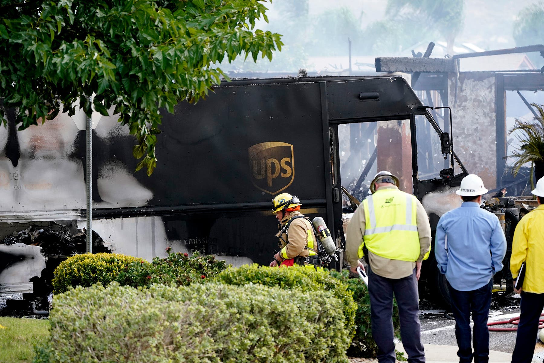 San Diego Plane Crash Investigation: What We Know About The Lack Of Runway Lights And Weather System Malfunction San Diego Plane Crash Investigation: What We Know About The Lack Of Runway Lights And Weather System Malfunction