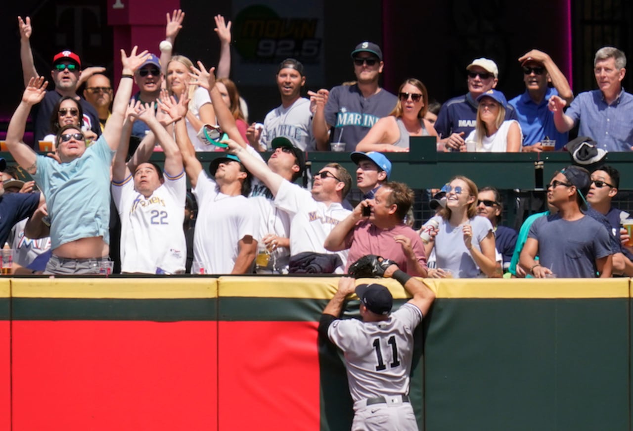 Scathing Comment On Mariners Sparks Outrage Against Yankees Broadcaster Scathing Comment On Mariners Sparks Outrage Against Yankees Broadcaster