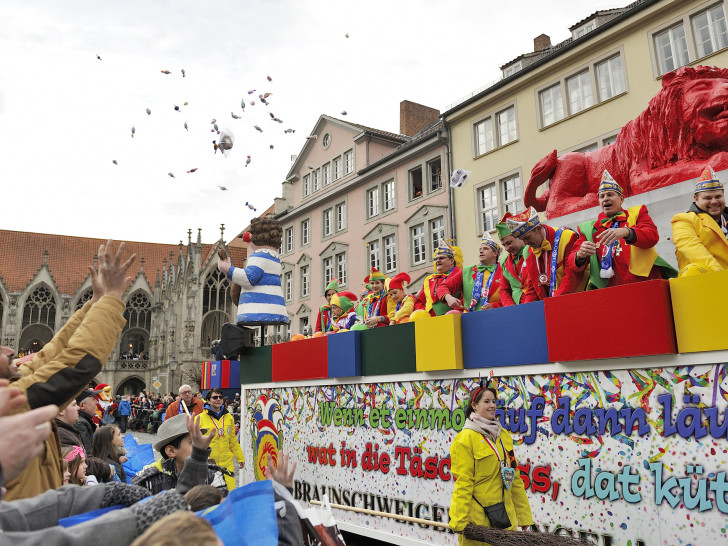 Schoduvel 2025: Braunschweig Karneval Im Fernsehen Und Online Schoduvel 2025: Braunschweig Karneval Im Fernsehen Und Online
