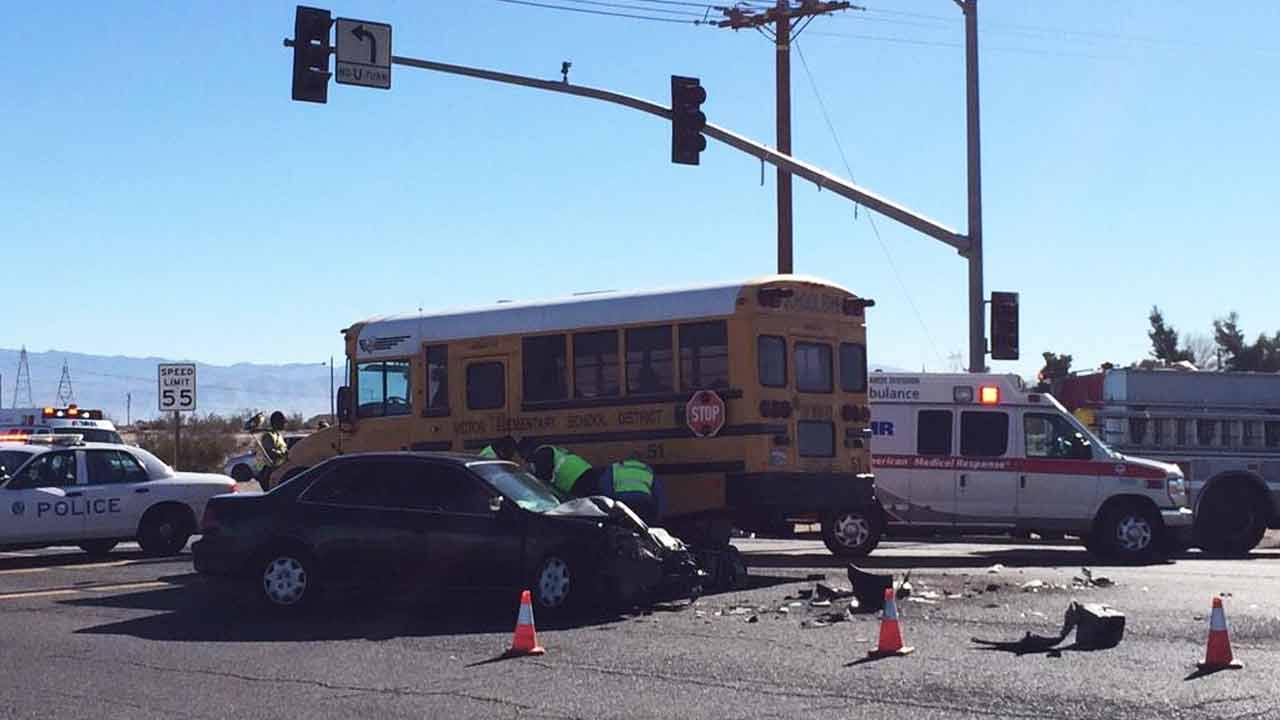 School Bus Involved In Crash Near Pella; Two Sustain Injuries School Bus Involved In Crash Near Pella; Two Sustain Injuries