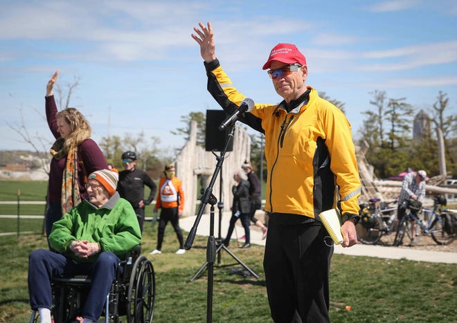 Scott Saville's Dedication To Cycling: RAGBRAI And Everyday Rides Scott Saville's Dedication To Cycling: RAGBRAI And Everyday Rides