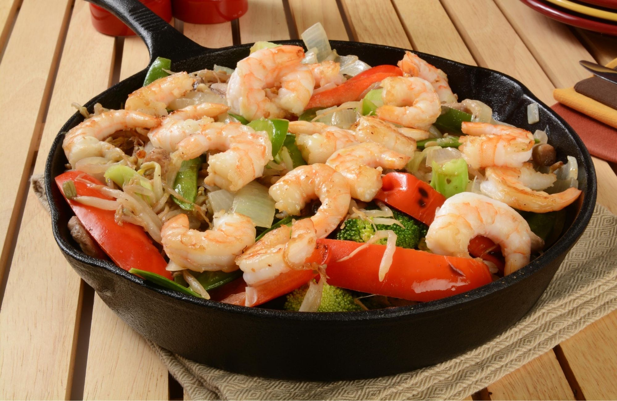 Shrimp Ramen Stir-Fry With Vegetables Shrimp Ramen Stir-Fry With Vegetables