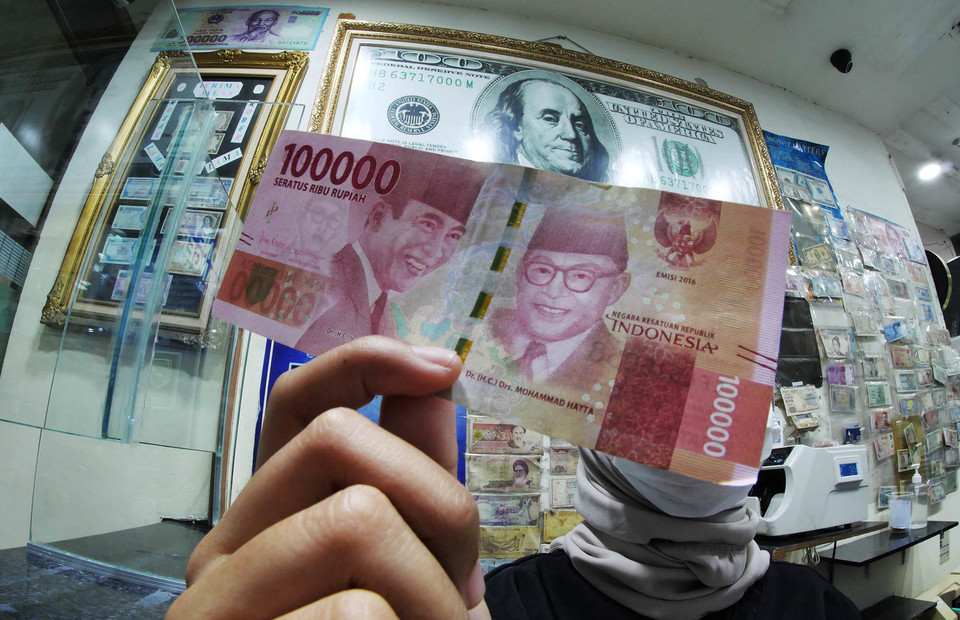 Significant Drop In Indonesia's Forex Reserves: Rupiah Under Pressure Significant Drop In Indonesia's Forex Reserves: Rupiah Under Pressure