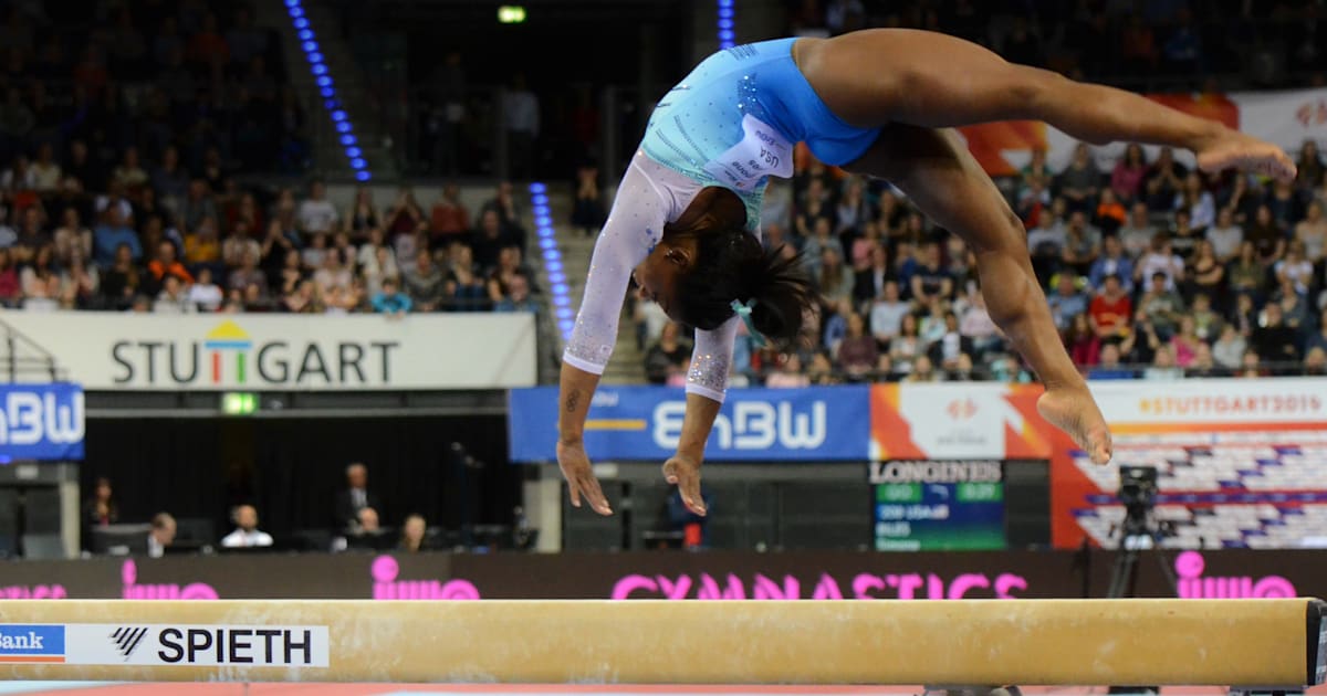 Simone Biles' Kentucky Derby Appearance: Riders Up! Simone Biles' Kentucky Derby Appearance: Riders Up!