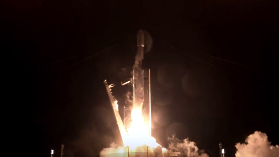 SpaceX's Falcon 9 Launches Another 27 Starlink Satellites SpaceX's Falcon 9 Launches Another 27 Starlink Satellites