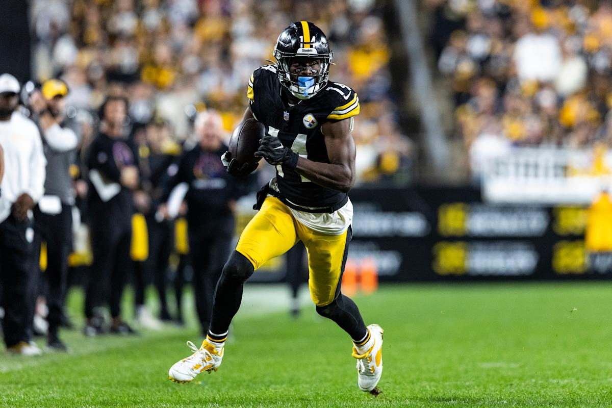 Steelers Eye Pickens' Replacement At The NFL Combine Steelers Eye Pickens' Replacement At The NFL Combine