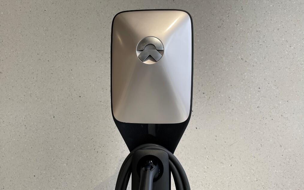 Strong EV Market Fuels Renault's Confidence In Full-Year Projections Strong EV Market Fuels Renault's Confidence In Full-Year Projections