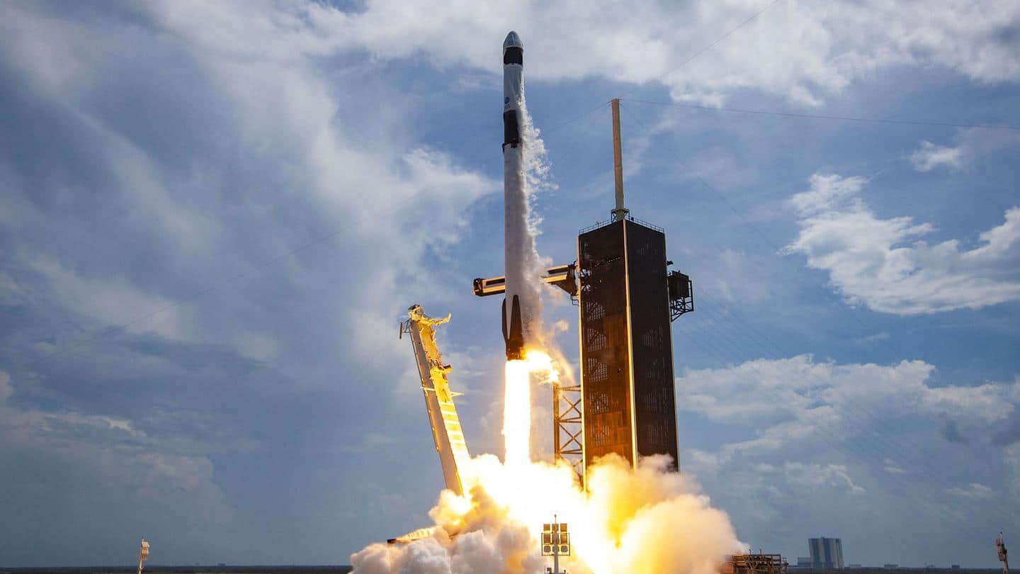 Successful SpaceX Falcon 9 Launch: 27 Starlink Satellites Orbiting Earth Successful SpaceX Falcon 9 Launch: 27 Starlink Satellites Orbiting Earth