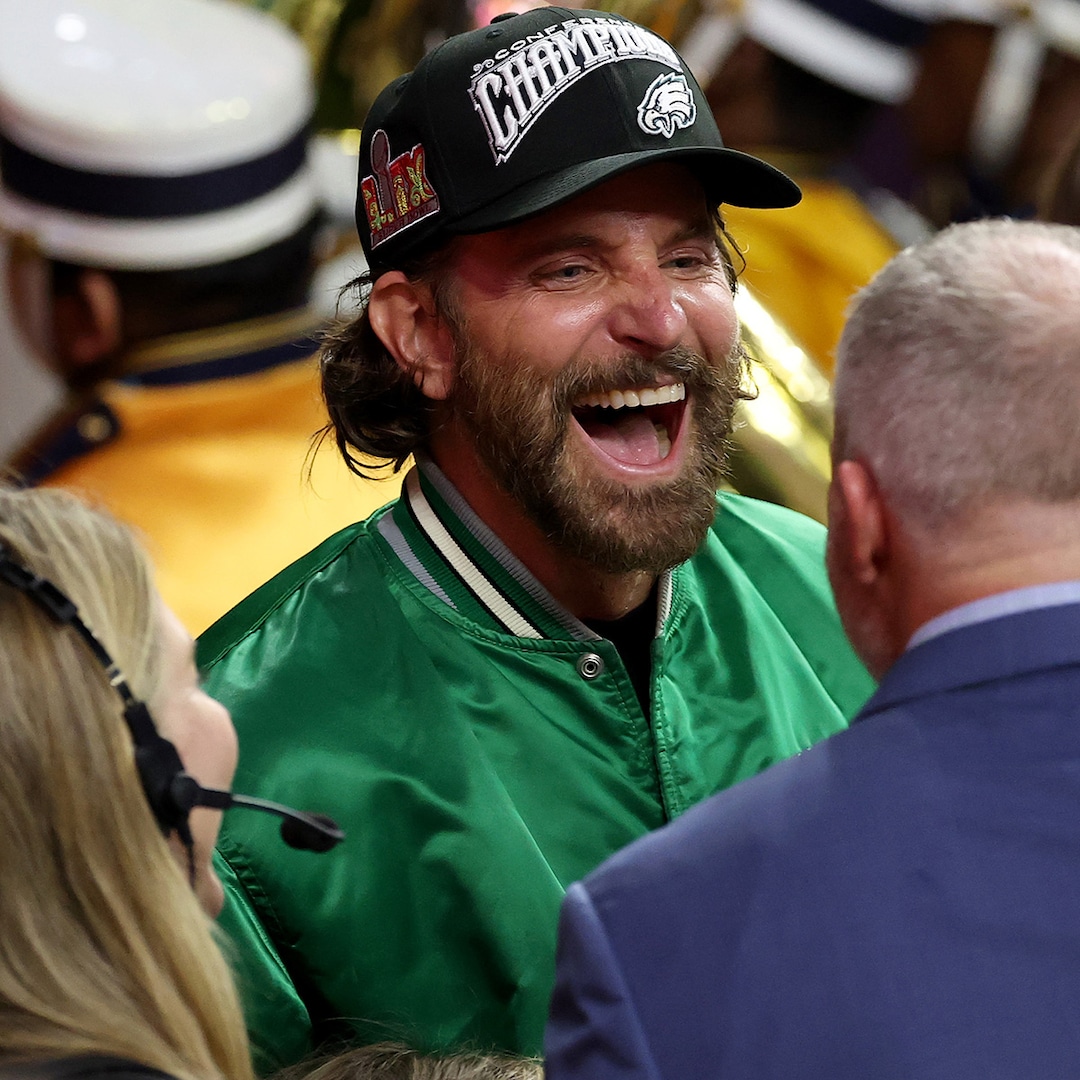 Super Bowl 2025: Bradley Cooper And Daughter Lea In Matching Outfits Super Bowl 2025: Bradley Cooper And Daughter Lea In Matching Outfits
