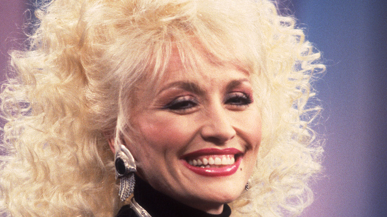 Sylvester Stallone And Dolly Parton's Failed Musical Comedy: A Box Office Bomb Sylvester Stallone And Dolly Parton's Failed Musical Comedy: A Box Office Bomb