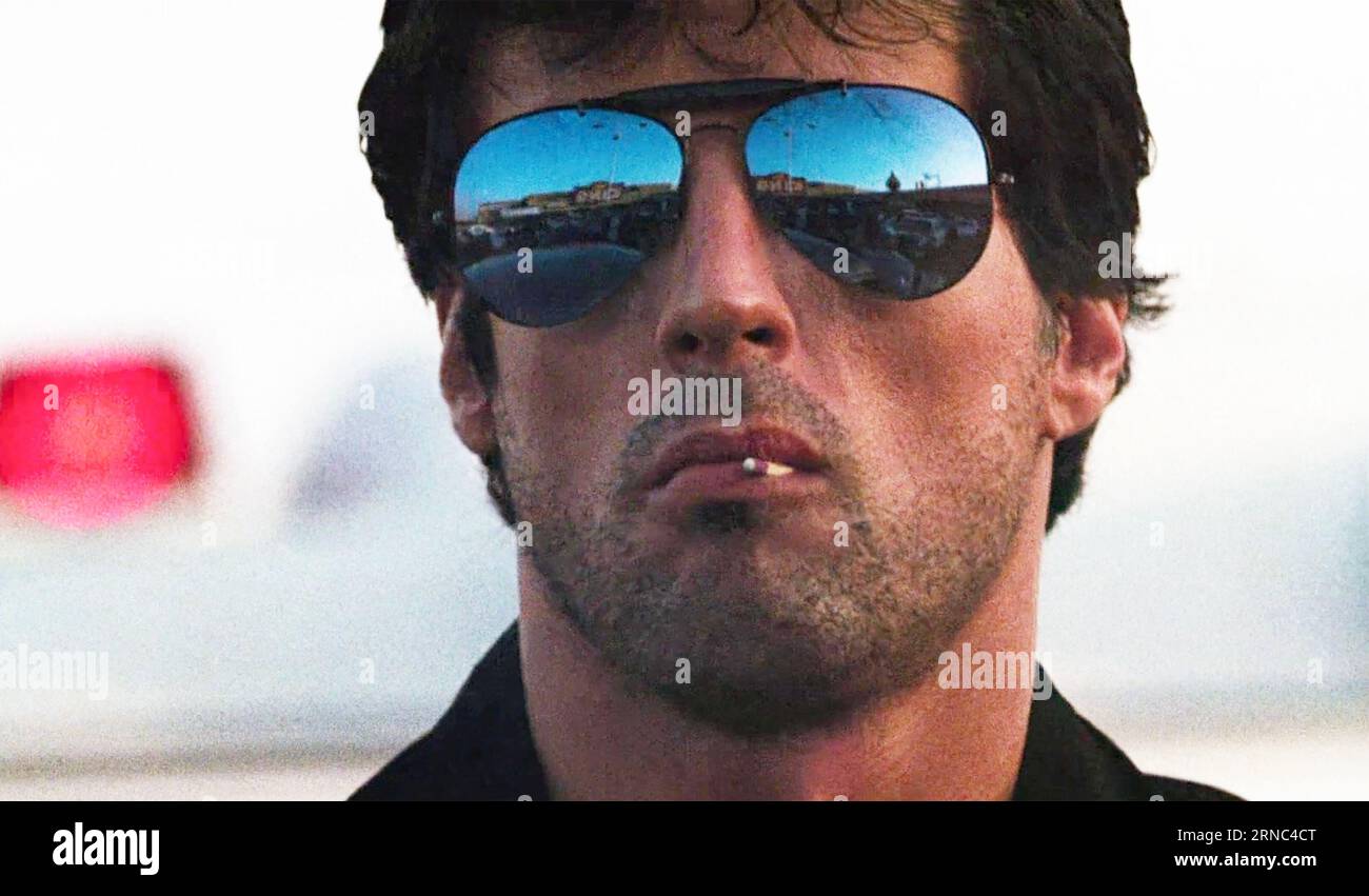 Sylvester Stallone Regrette-t-il Cobra? Un Thriller D'Action Des Années 80 Sylvester Stallone Regrette-t-il Cobra? Un Thriller D'Action Des Années 80