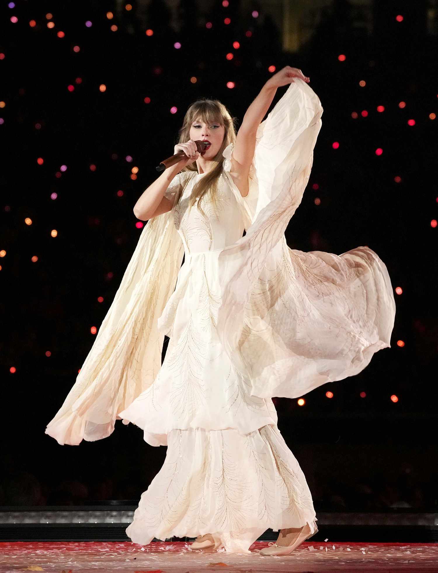 Taylor Swift's Eras Tour: An In-Depth Look At Her Stage Wardrobe Taylor Swift's Eras Tour: An In-Depth Look At Her Stage Wardrobe