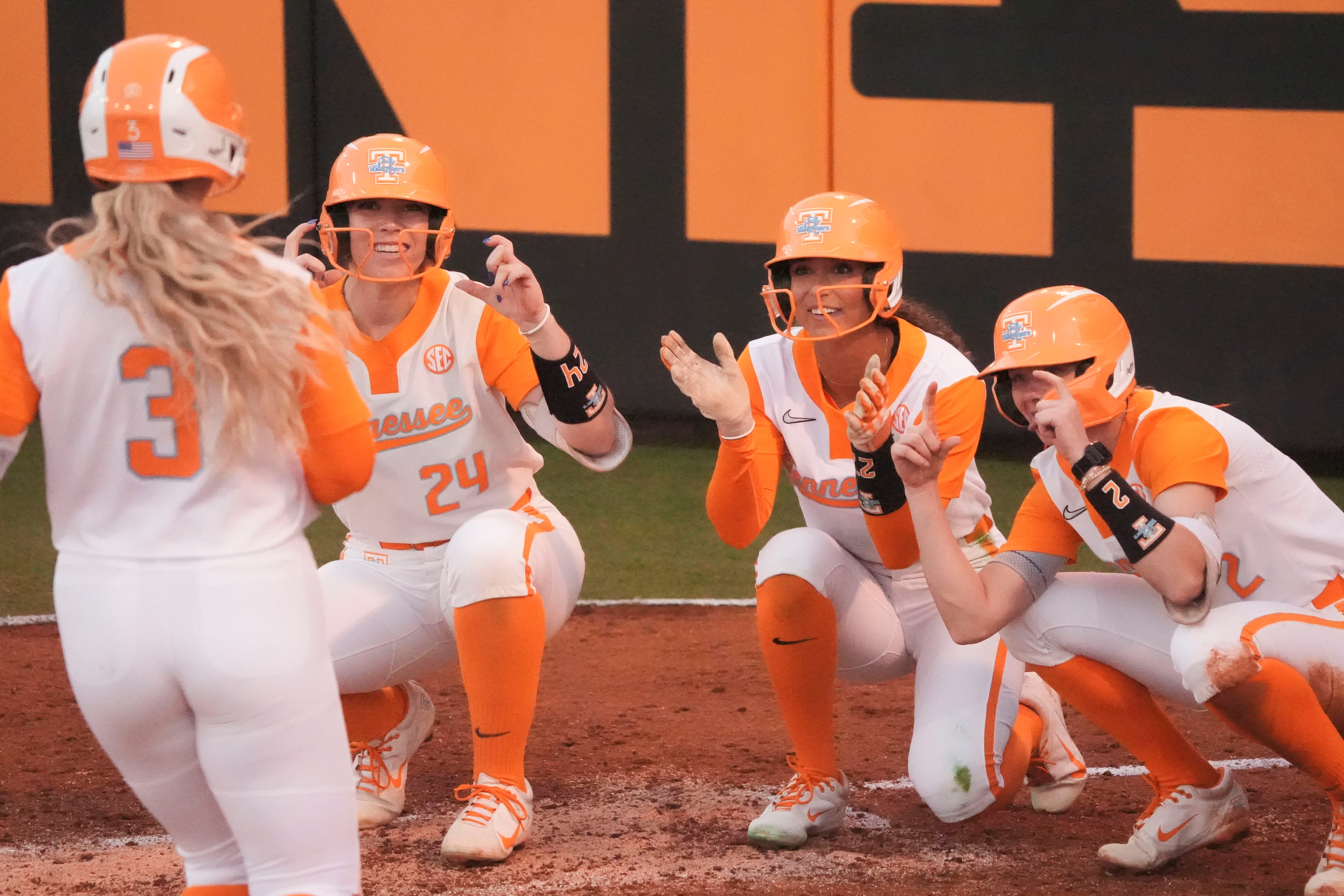 Tennessee's Karlyn Pickens: 78.2 Mph Fastball Shatters NCAA Softball Record Tennessee's Karlyn Pickens: 78.2 Mph Fastball Shatters NCAA Softball Record