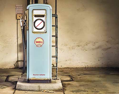 The Delhi Petrol Car Ban: A Case Study For Urban Air Quality Improvement The Delhi Petrol Car Ban: A Case Study For Urban Air Quality Improvement