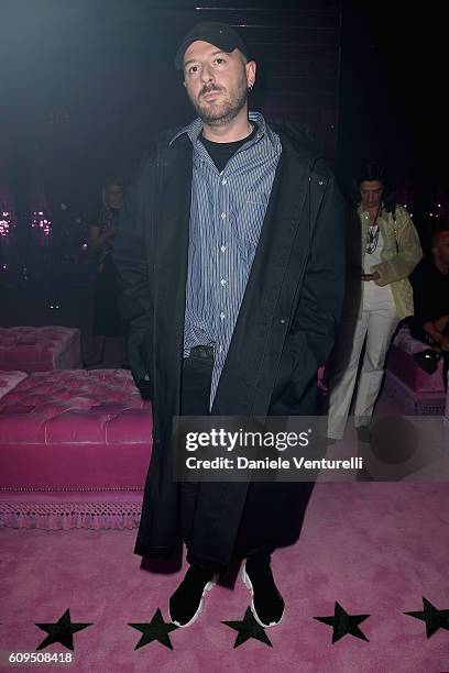 The Demna Gvasalia Gucci Collection: A Style Analysis The Demna Gvasalia Gucci Collection: A Style Analysis