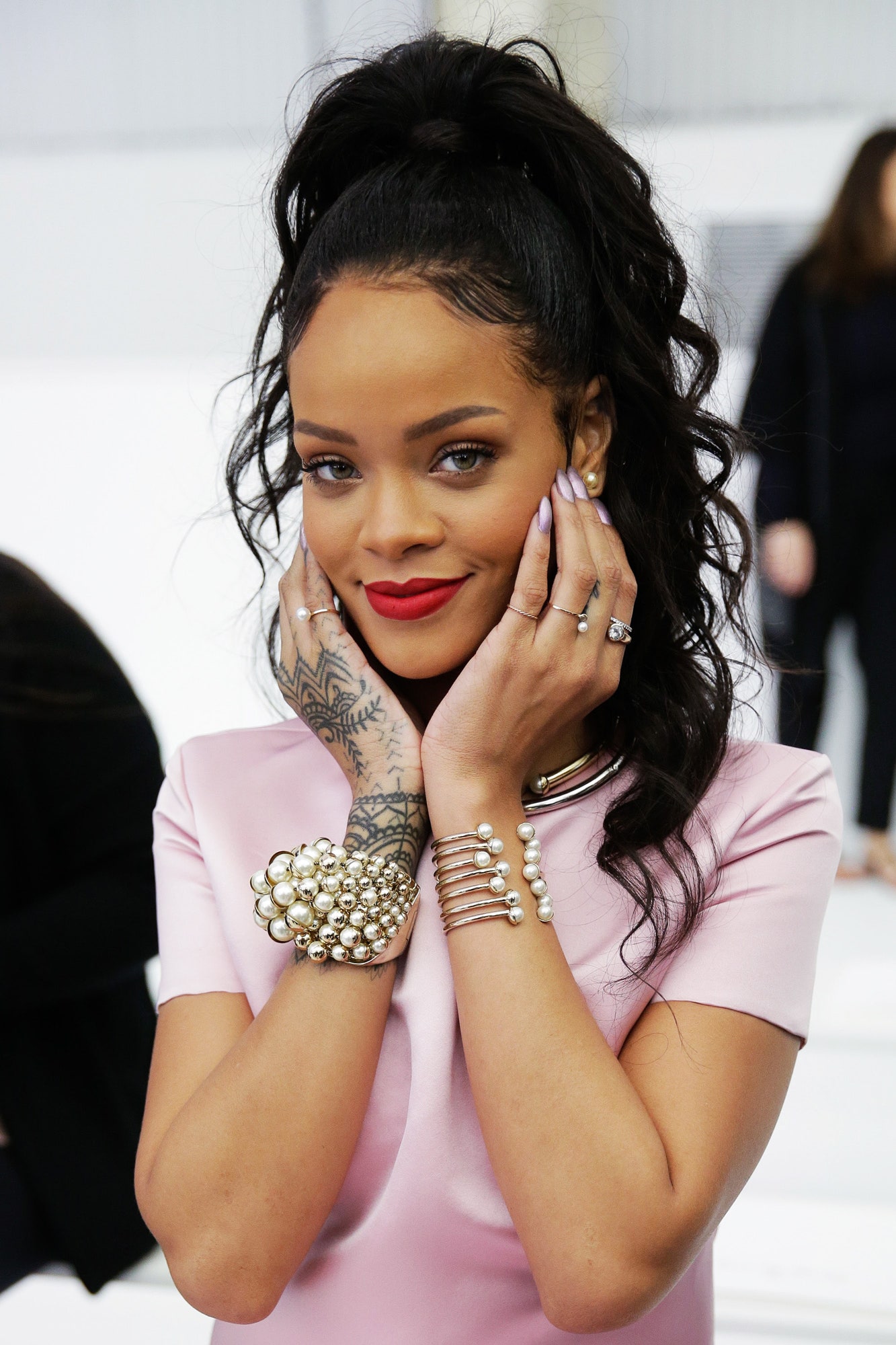 The Details Of Rihanna's Engagement Ring And Red High Heels The Details Of Rihanna's Engagement Ring And Red High Heels