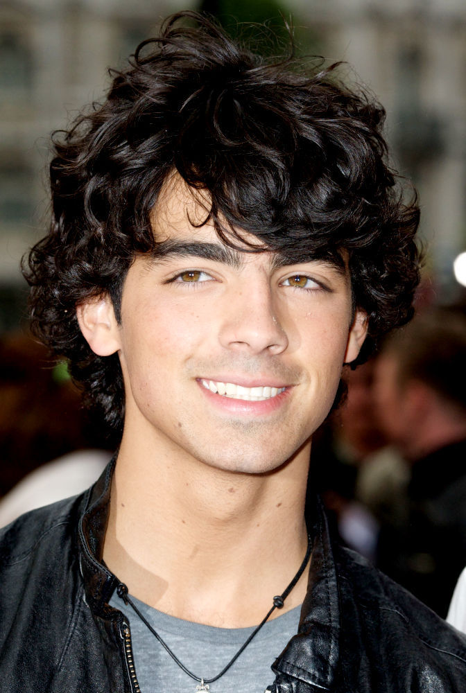 The Jonas Brothers: Couple's Spat And Joe Jonas's Reaction The Jonas Brothers: Couple's Spat And Joe Jonas's Reaction