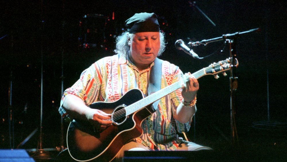 The Musical Genius Of Peter Green: How He Shaped Fleetwood Mac's Early Sound The Musical Genius Of Peter Green: How He Shaped Fleetwood Mac's Early Sound