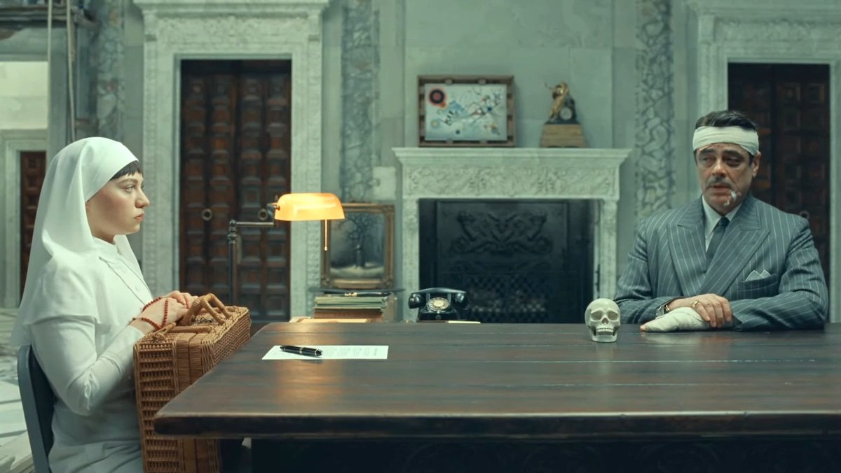 The Phoenician Scheme Trailer: Pure Wes Anderson Style The Phoenician Scheme Trailer: Pure Wes Anderson Style