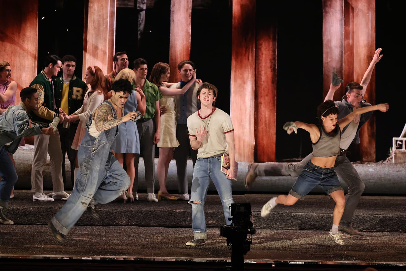 The Tony Awards Stand Against Expensive Broadway Productions: A Positive Trend The Tony Awards Stand Against Expensive Broadway Productions: A Positive Trend