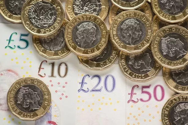 Thousands Owe HMRC: Unclaimed Savings And Refunds Thousands Owe HMRC: Unclaimed Savings And Refunds