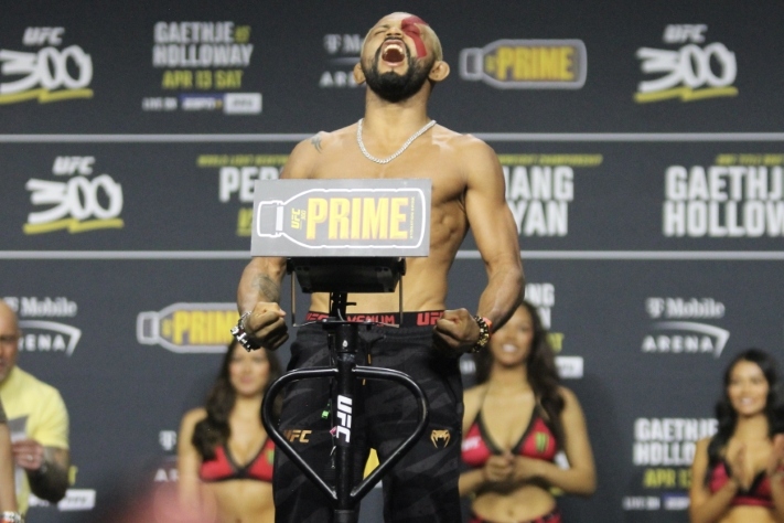 Today's UFC Des Moines MMA Fights: Best Bets & Predictions Today's UFC Des Moines MMA Fights: Best Bets & Predictions