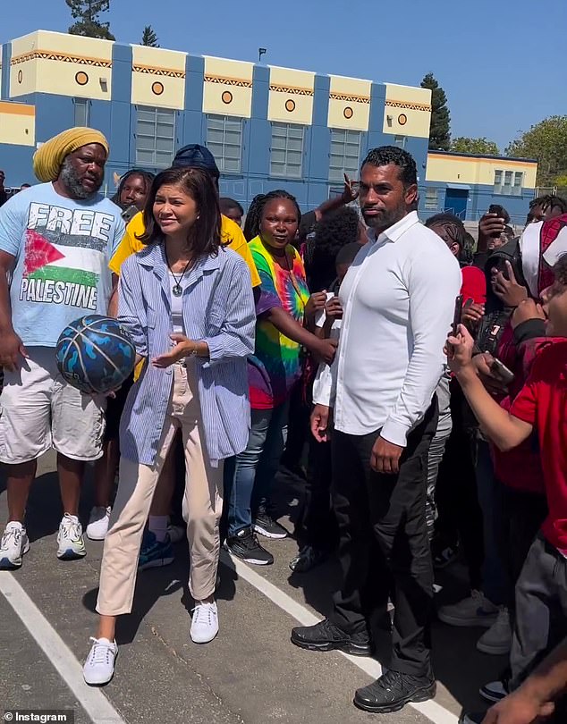 Tom Holland's Surprise Visit To Zendaya On The Euphoria Set: A Paws & Love Moment Tom Holland's Surprise Visit To Zendaya On The Euphoria Set: A Paws & Love Moment
